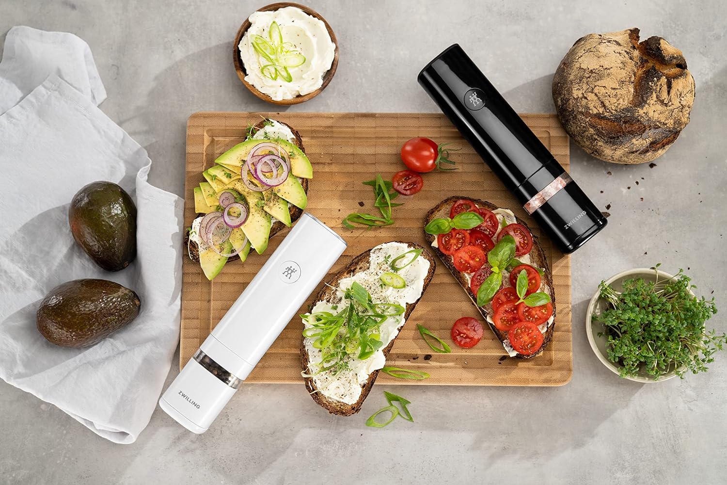 ZWILLING ENFINIGY Electric Salt & Pepper Mill with Ceramic Grinder & LED Lighting, USB Rechargeable, 2-Piece Set: Black & White
