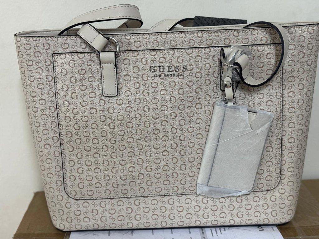 Guess Los Angeles WomenŸ??s Handbag Ÿ?? SV908625 Khaki Designer Tote Bag